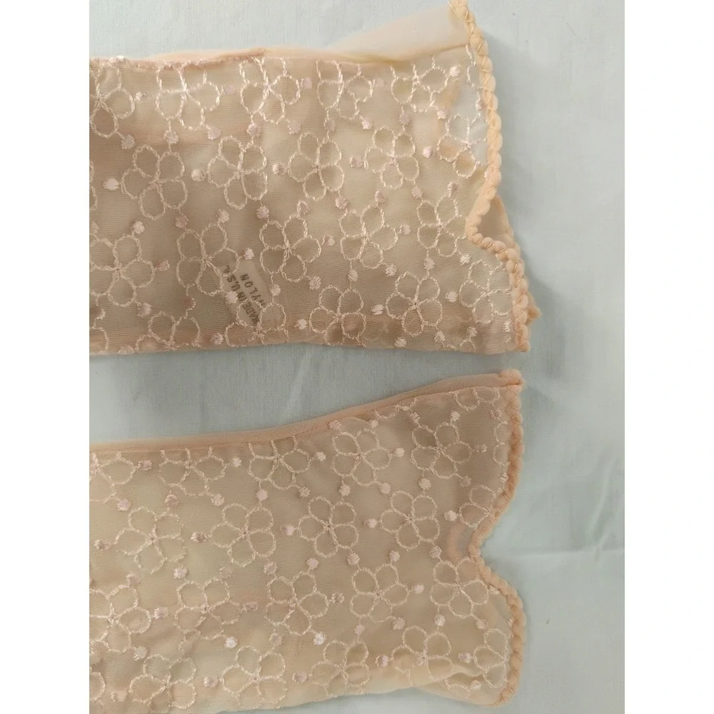 Vintage Pink Stretch‎ Formal Nylon Lace Floral 9.5
